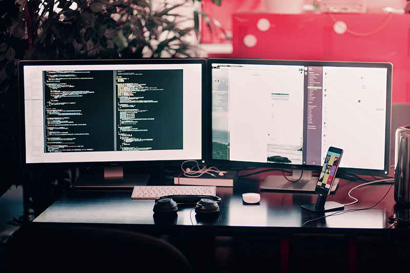 能不能帮忙做英文网站建设？